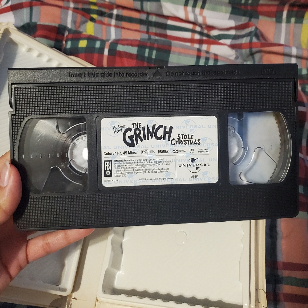 Free w/Purchase | Dr. Seuss' How The Grinch Stole Christmas VHS Tape - UNTESTED - Picture 4 of 10